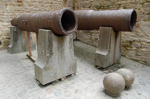 Bombard Canons, Mont-Saint-Michel