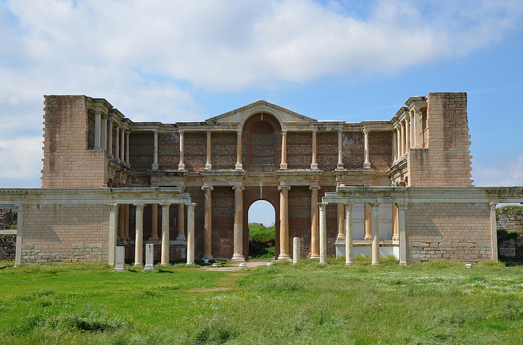 The Bath-Gymnasium Complex at Sardis (Carole Raddato)