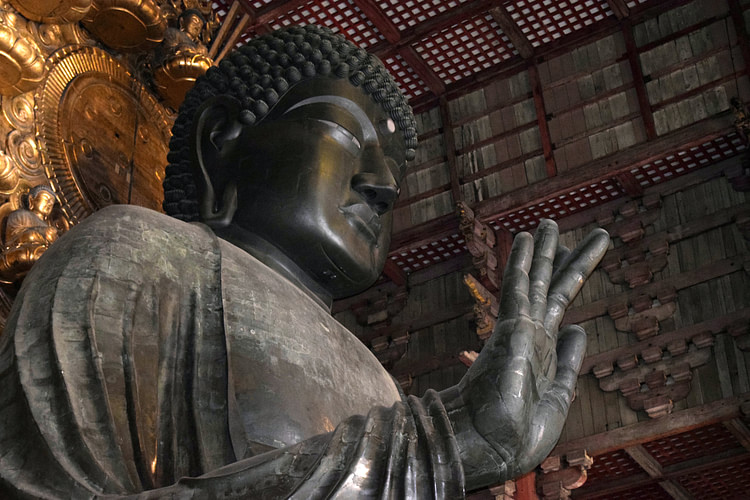 Buda, Templo Todaiji (James Blake Wiener)