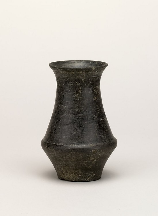 Vaso de cerâmica preta de Longshan (o Museu Britânico)