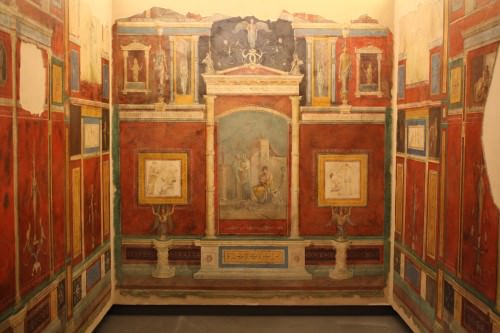 Habitación romana con frescos