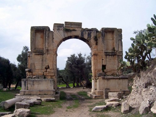 Arco de Alejandro Severus, Dougga