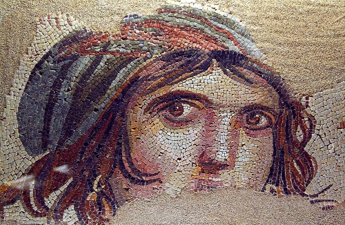 Mosaico de uma menina cigana