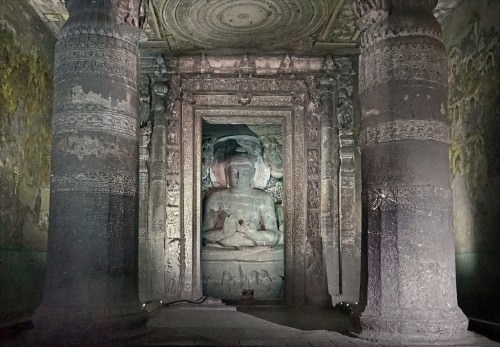 Escultura de Buda en Ajanta
