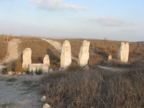 As pedras eretas de Gezer