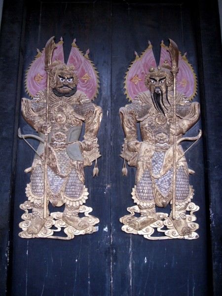 Dioses de la puerta china