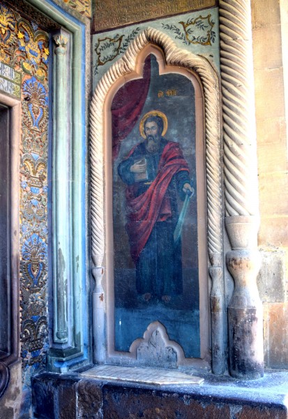 Fresco de un santo armenio en la catedral de Echmiadzin